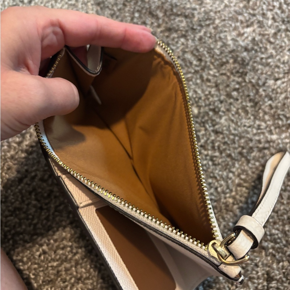Coach Cream Leather Wristlet Clutch - Picture 3 of 4